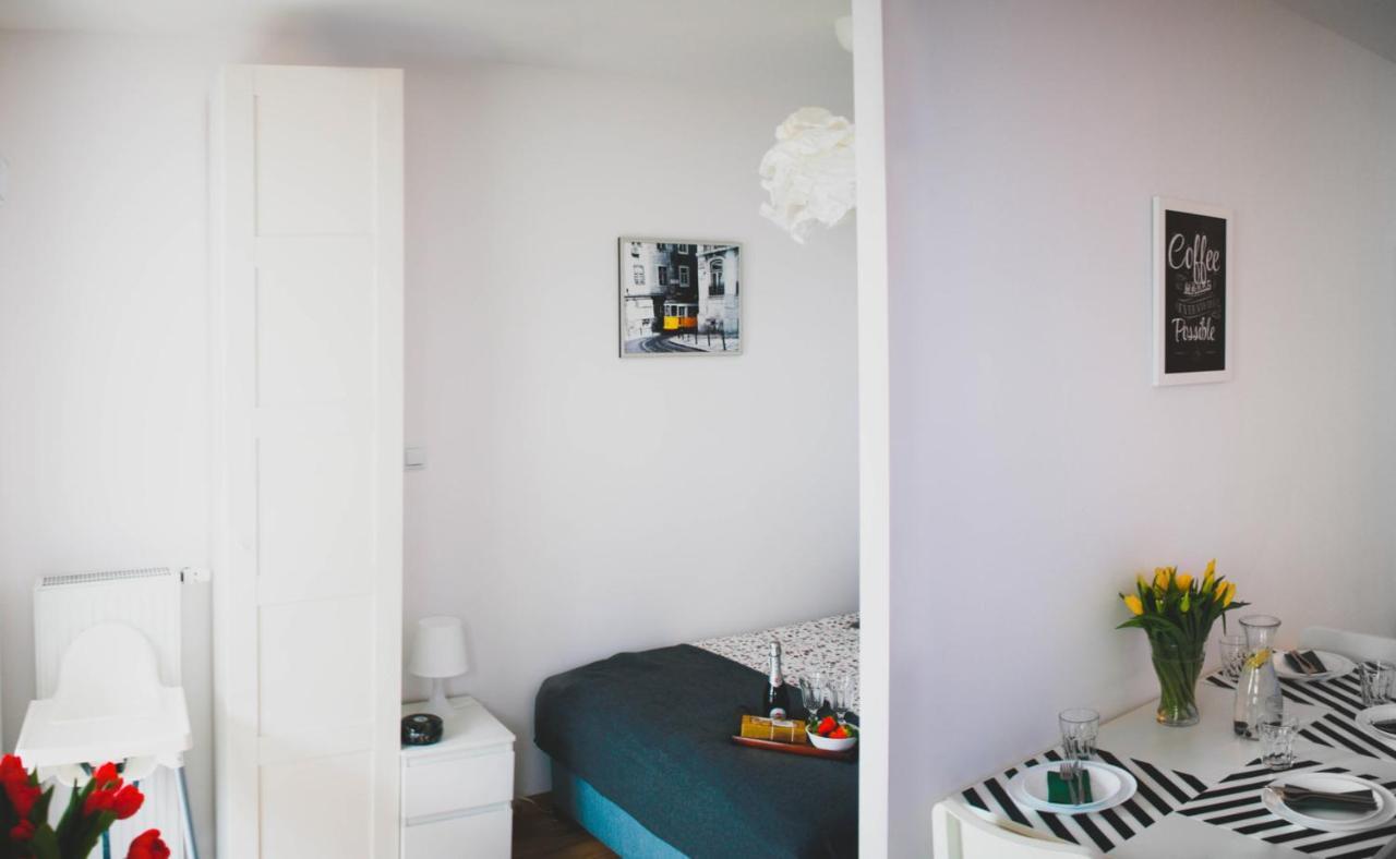 Project Comfort Apartament Potrzebna 55/29 Warszawa Apartment Bagian luar foto