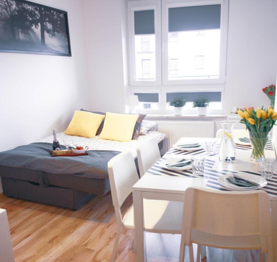 Project Comfort Apartament Potrzebna 55/29 Warszawa Apartment Bagian luar foto